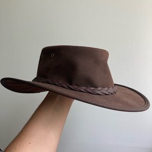 Oiled Leather Cowboy hat. Barmah brand. NWOT. “Foldaway Bronco.”